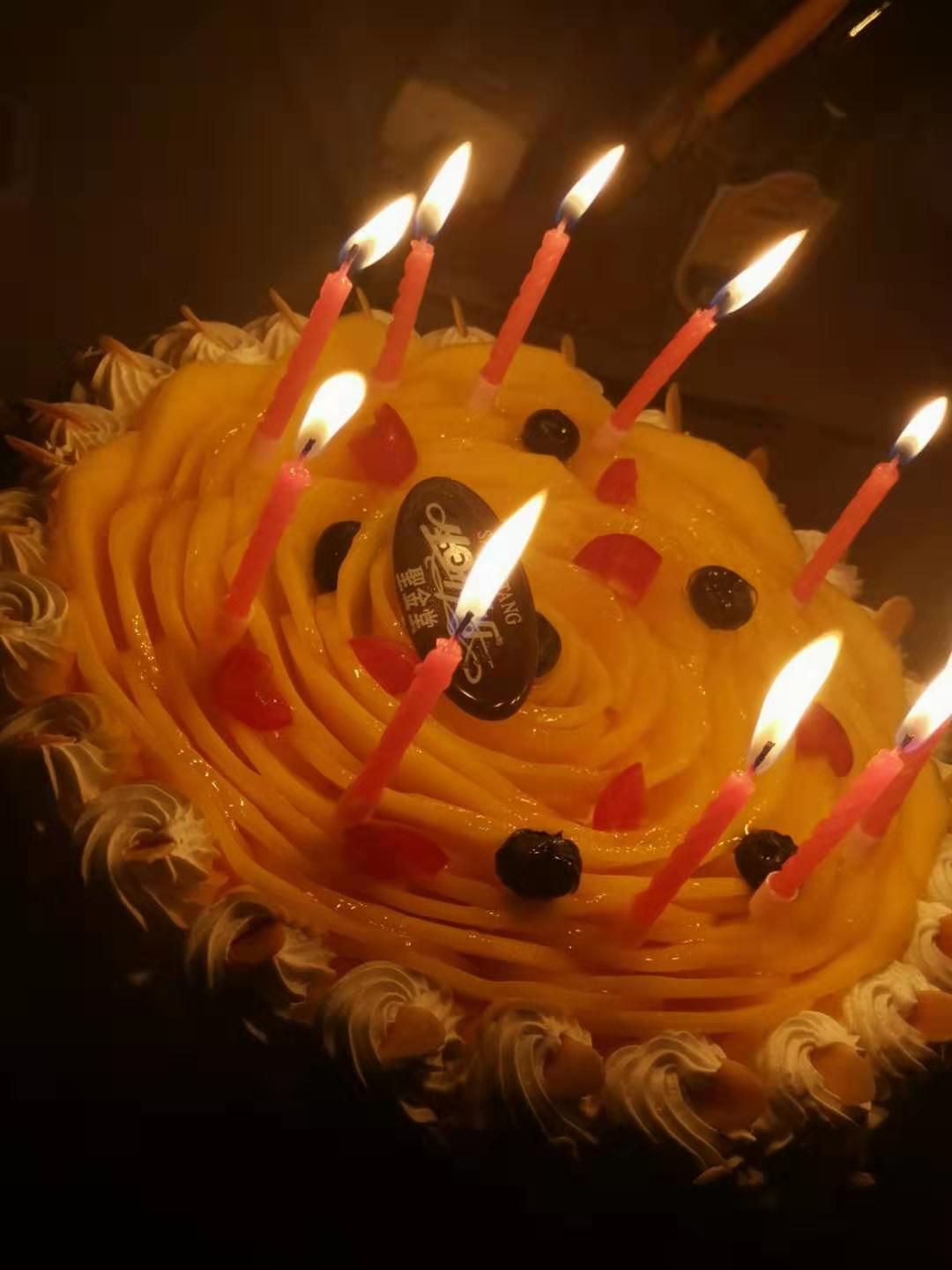 大菠萝视频生日会